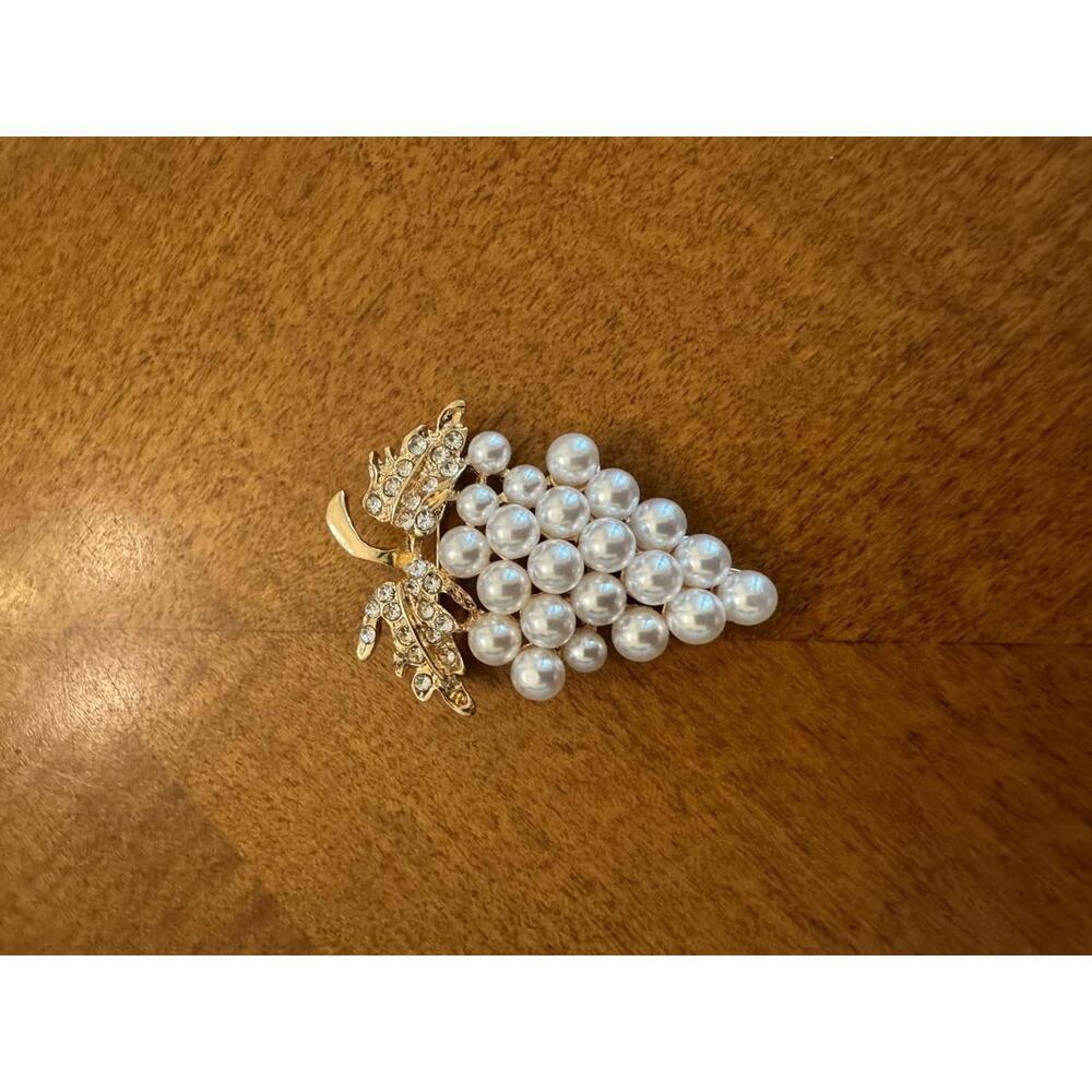 Vintage Style Pearl and Rhinestone Grape Brooch